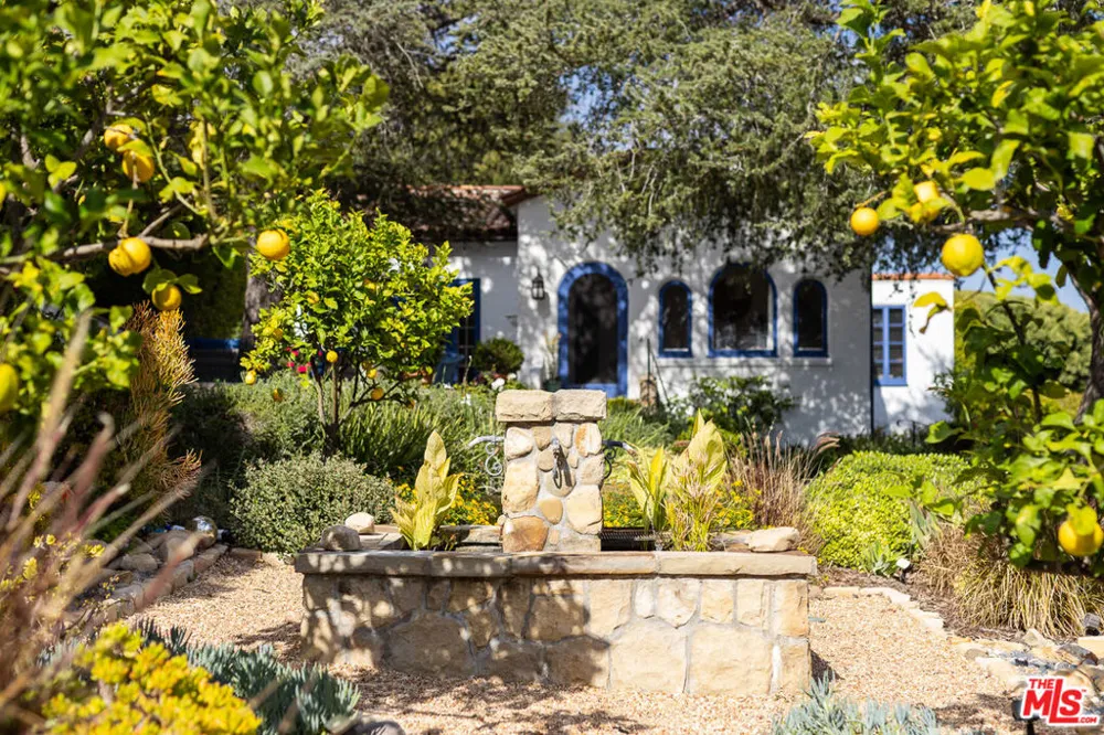 878 Paseo Ferrelo Santa Barbara, CA 93103