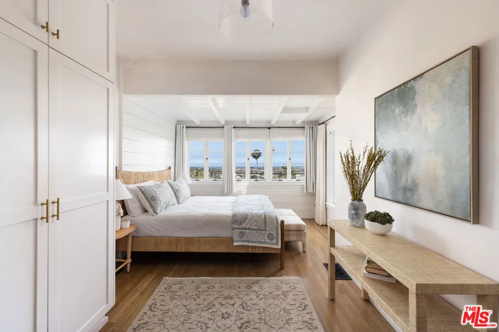 878 Paseo Ferrelo Santa Barbara, CA 93103