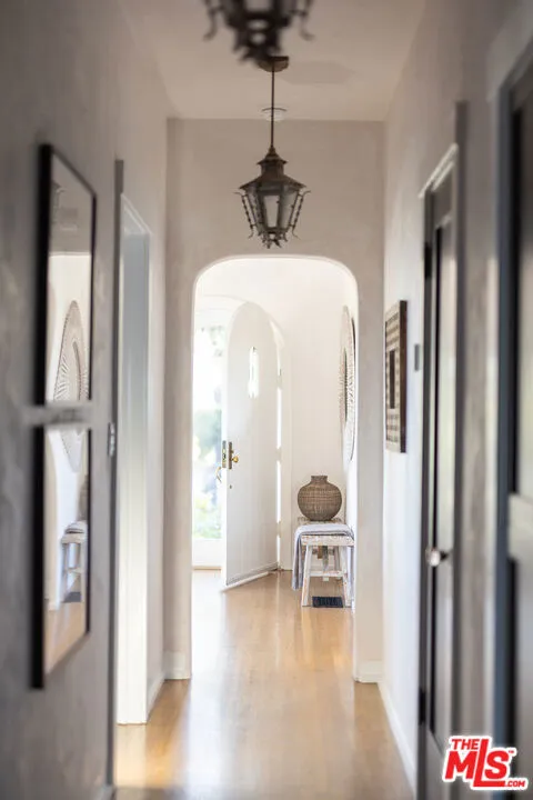 878 Paseo Ferrelo Santa Barbara, CA 93103