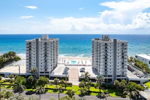 4511 S Ocean Boulevard #106