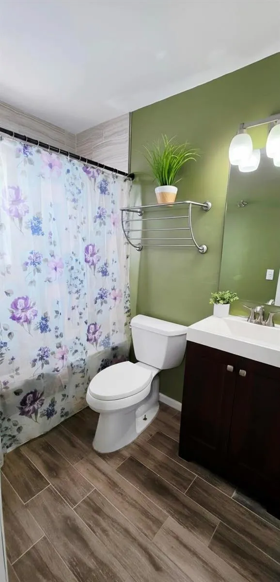4228 Ocean Drive #34 Lauderdale By The Sea, FL 33308