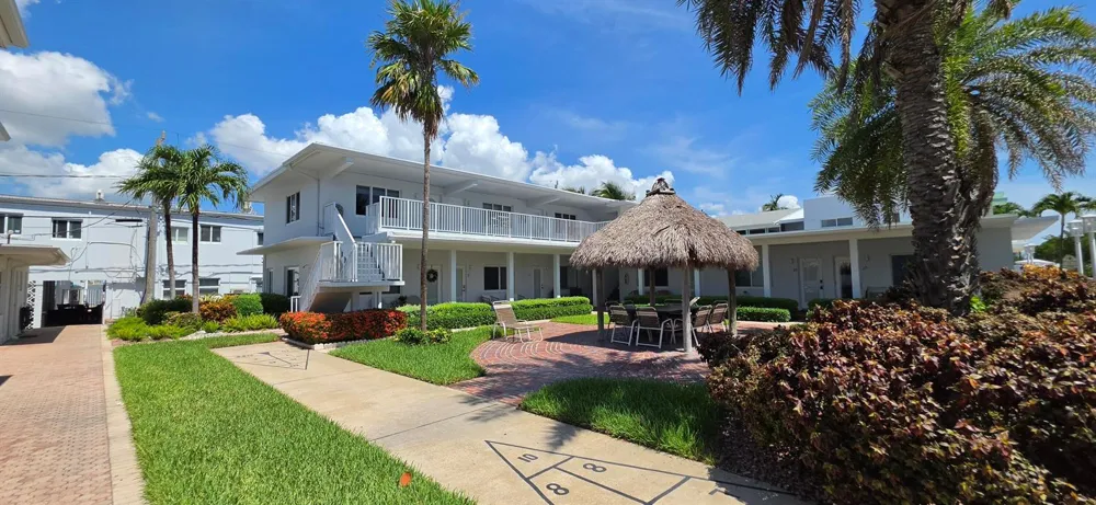 4228 Ocean Drive #34 Lauderdale By The Sea, FL 33308