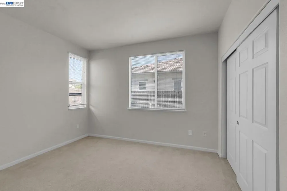 253 Lilac Ln Livingston, CA 95334