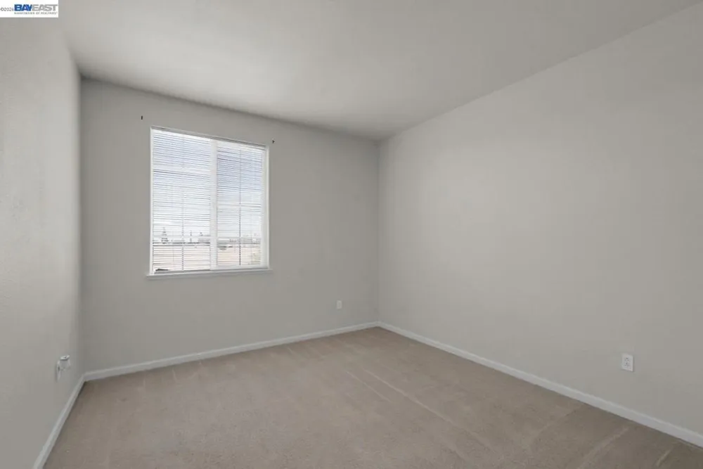 253 Lilac Ln Livingston, CA 95334