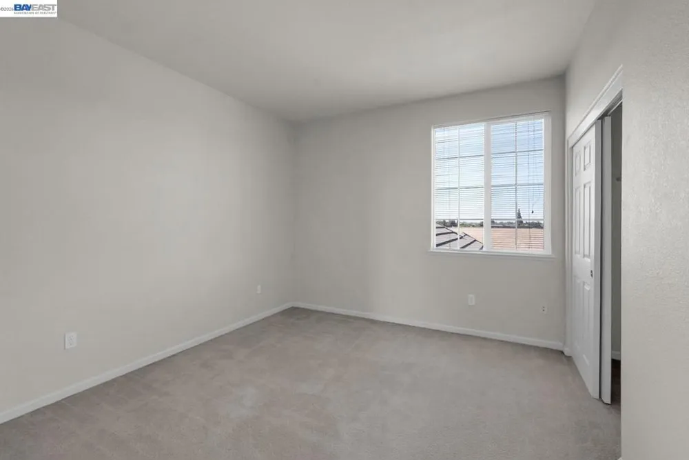 253 Lilac Ln Livingston, CA 95334