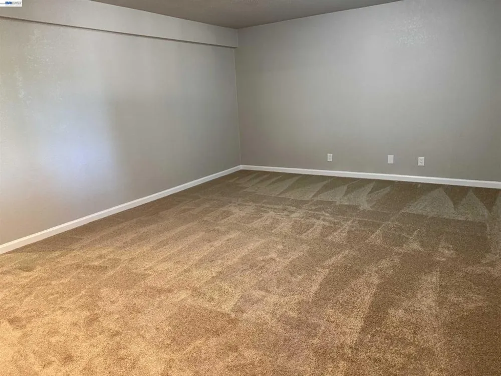 11933 Tammy Way Grass Valley, CA 95949