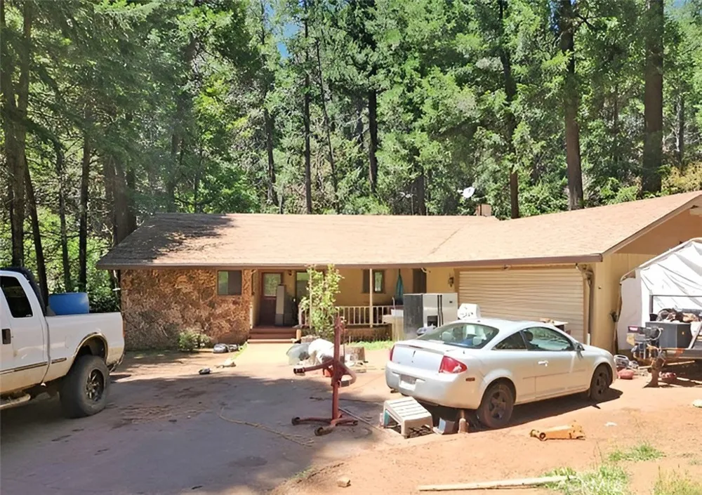 14813 Masterson Magalia, CA 95954