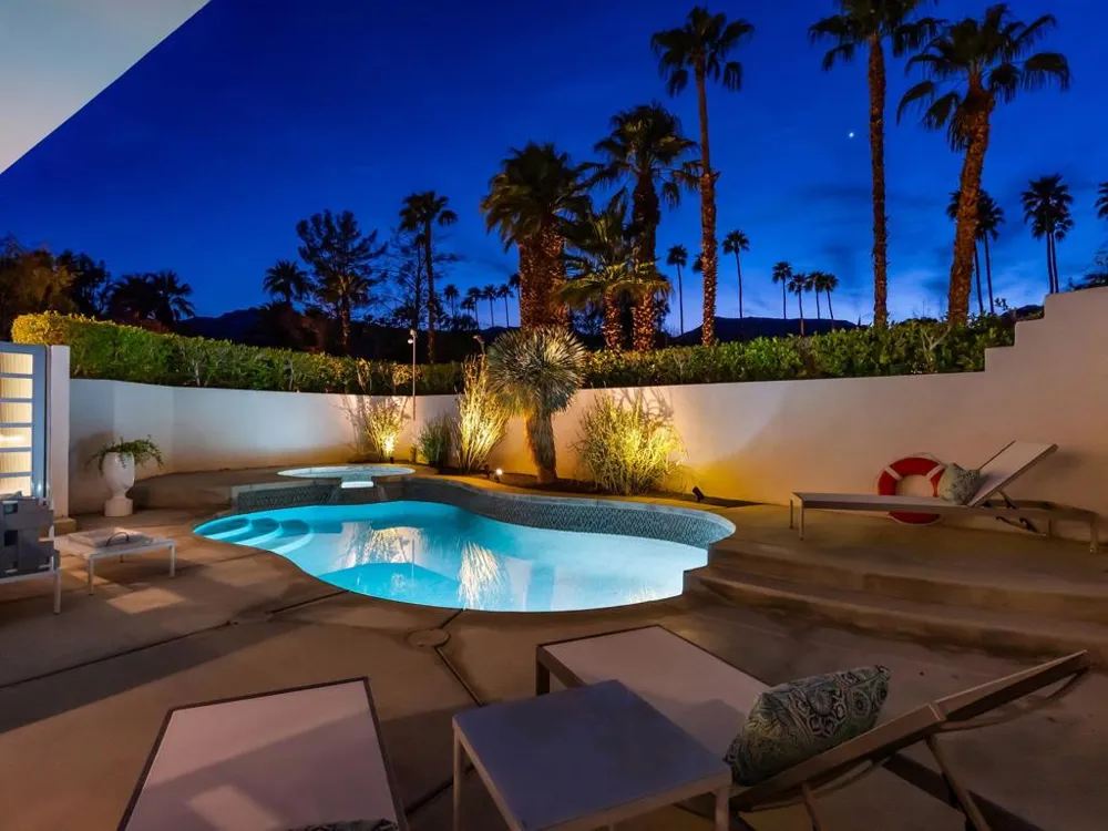 48674 Vista Viejo Drive Palm Desert, CA 92260