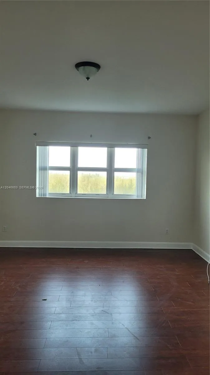 14951 Royal Oaks Ln #1105 North Miami, FL 33181