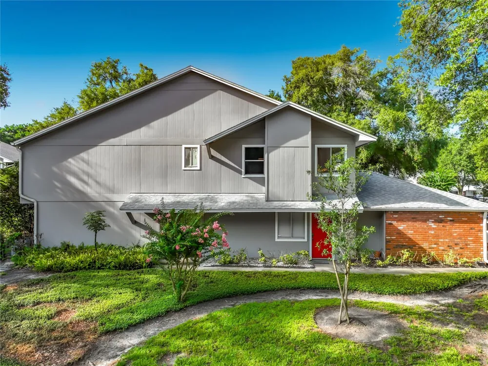 645 LAUREL OAK LANE #201 Altamonte Springs, FL 32701