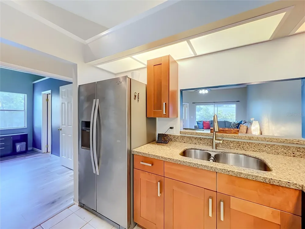 645 LAUREL OAK LANE #201 Altamonte Springs, FL 32701