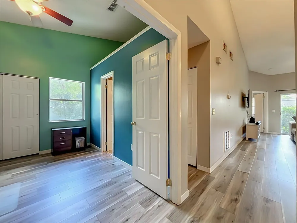 645 LAUREL OAK LANE #201 Altamonte Springs, FL 32701