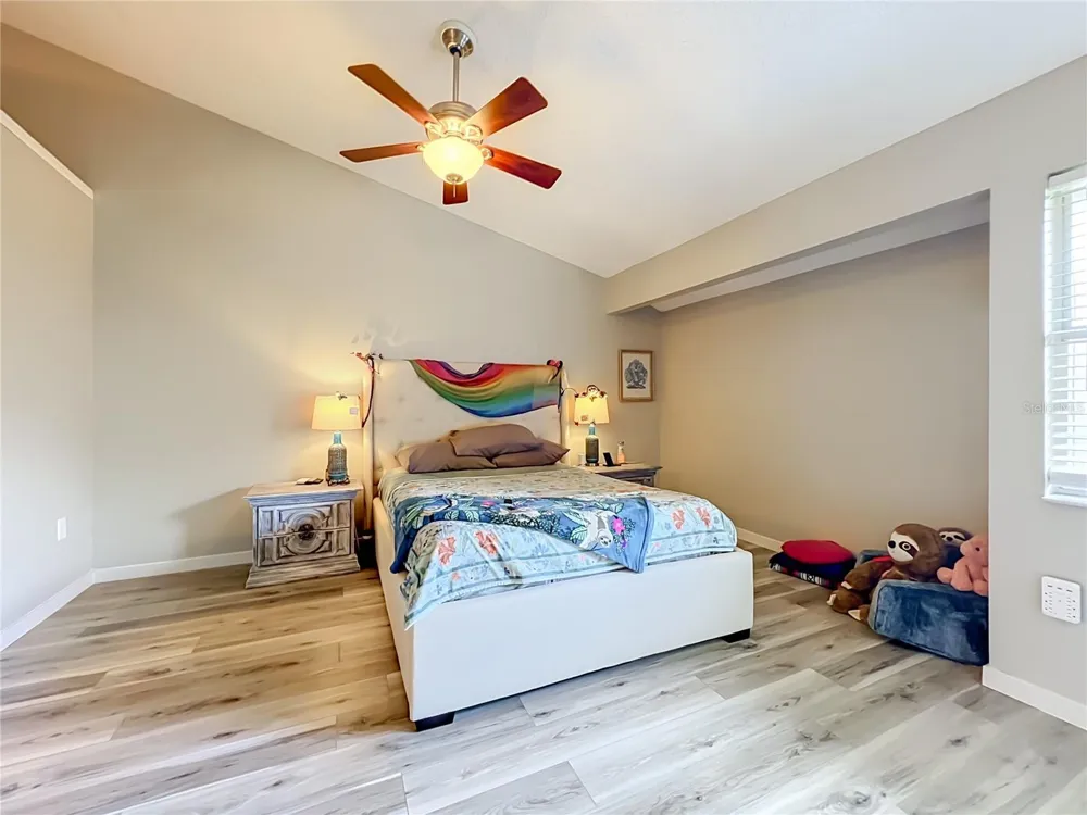 645 LAUREL OAK LANE #201 Altamonte Springs, FL 32701