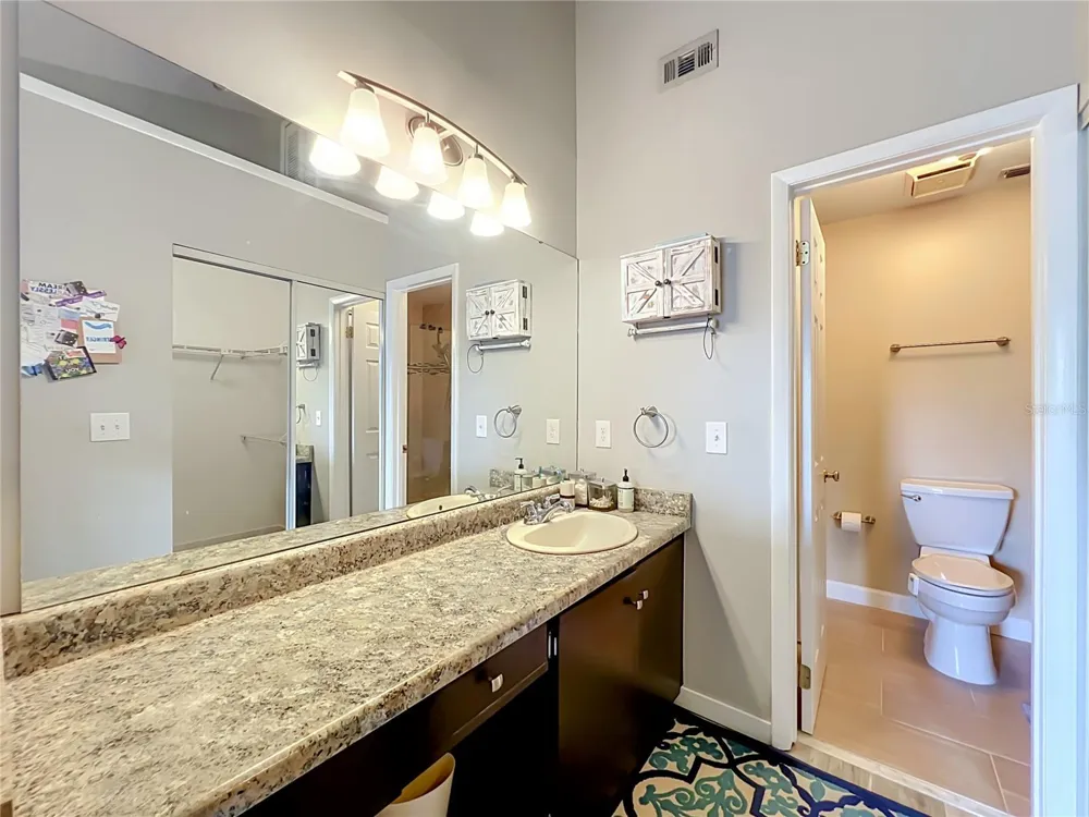 645 LAUREL OAK LANE #201 Altamonte Springs, FL 32701