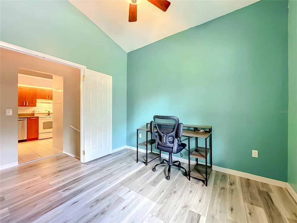 645 LAUREL OAK LANE #201 Altamonte Springs, FL 32701