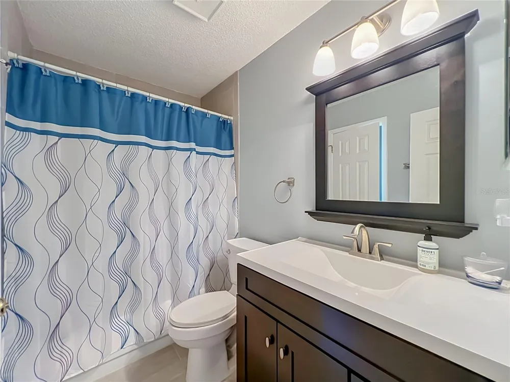 645 LAUREL OAK LANE #201 Altamonte Springs, FL 32701