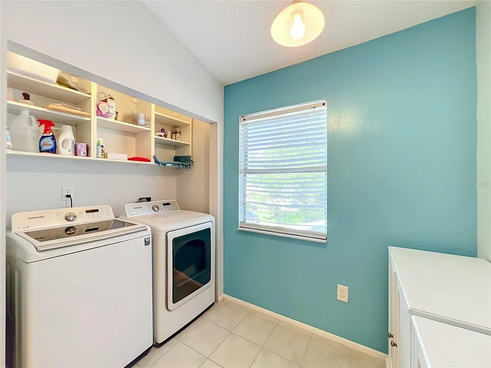 645 LAUREL OAK LANE #201 Altamonte Springs, FL 32701