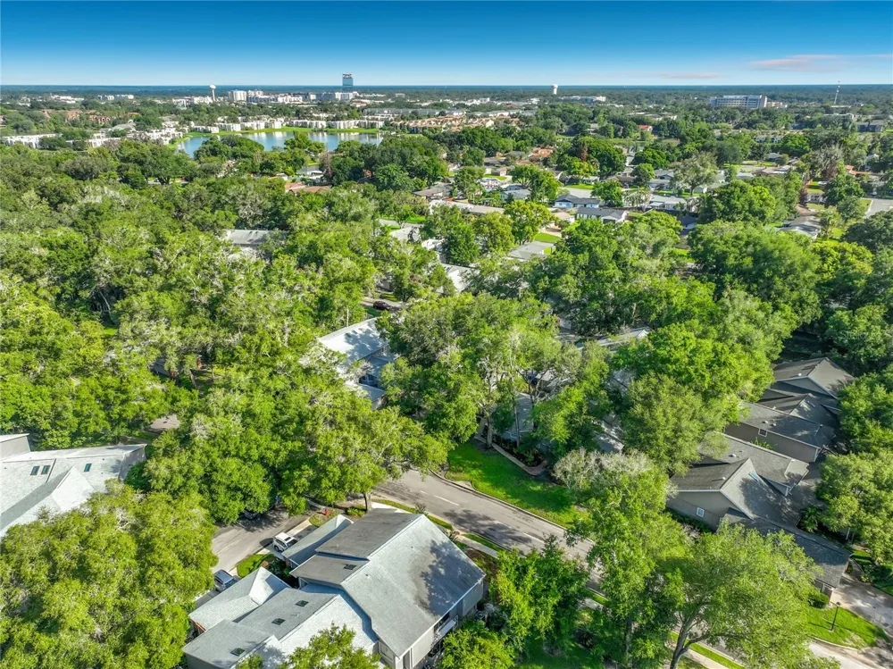 645 LAUREL OAK LANE #201 Altamonte Springs, FL 32701