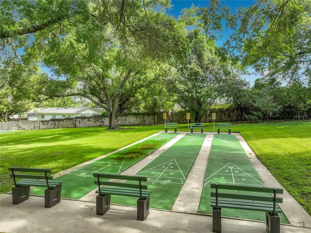 645 LAUREL OAK LANE #201 Altamonte Springs, FL 32701