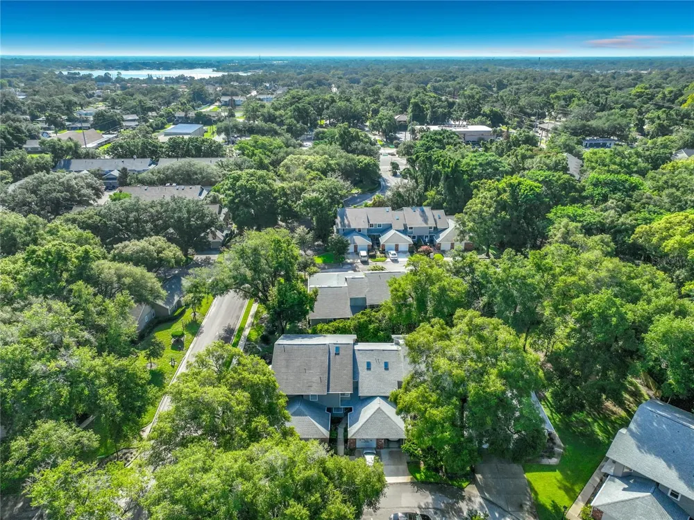645 LAUREL OAK LANE #201 Altamonte Springs, FL 32701