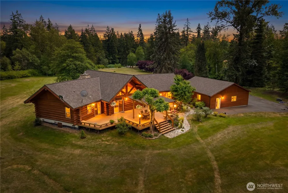 8443 Kickerville Road Blaine, WA 98230