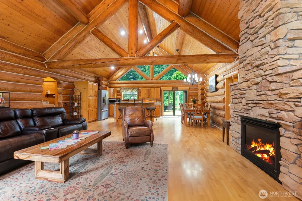 8443 Kickerville Road Blaine, WA 98230