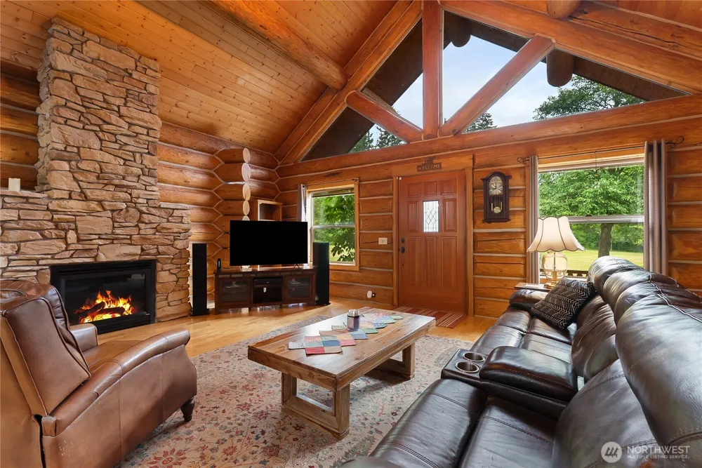 8443 Kickerville Road Blaine, WA 98230
