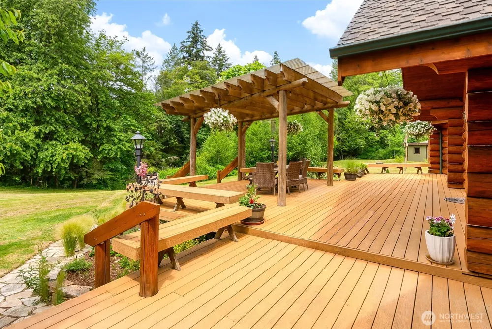 8443 Kickerville Road Blaine, WA 98230