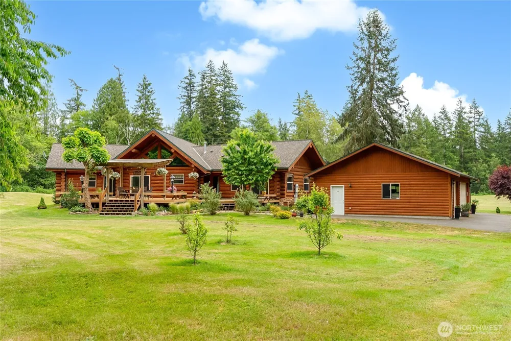 8443 Kickerville Road Blaine, WA 98230