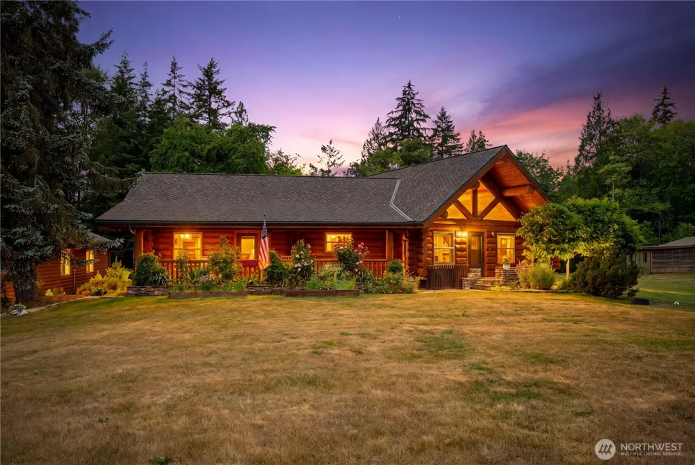 8443 Kickerville Road Blaine, WA 98230