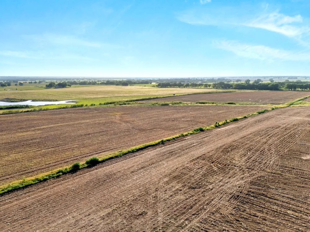 160 Covered Wagon Trail Crawford, TX 76638