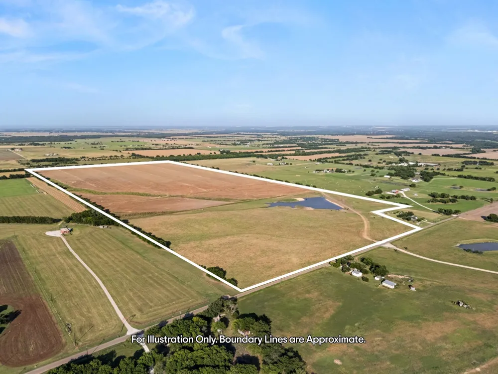 160 Covered Wagon Trail Crawford, TX 76638