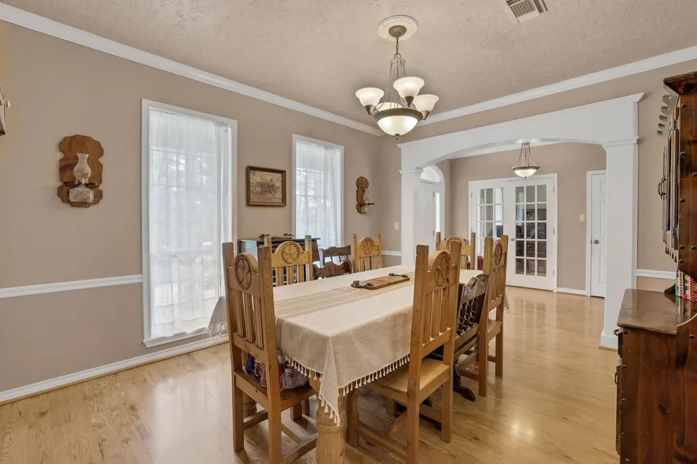 401 Hill Creek Drive Coldspring, TX 77331