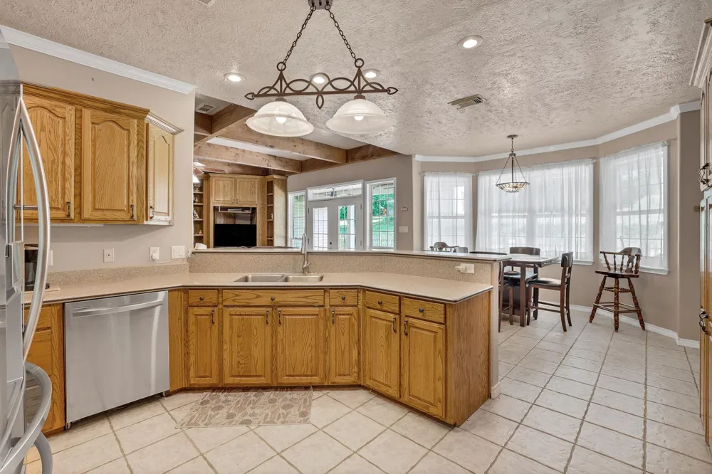 401 Hill Creek Drive Coldspring, TX 77331