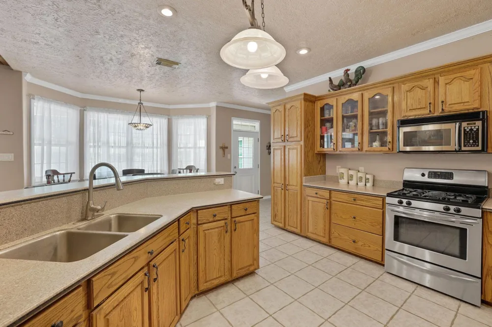 401 Hill Creek Drive Coldspring, TX 77331