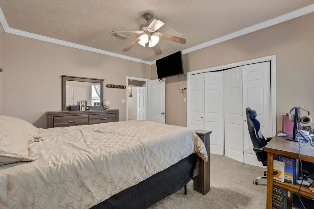 401 Hill Creek Drive Coldspring, TX 77331