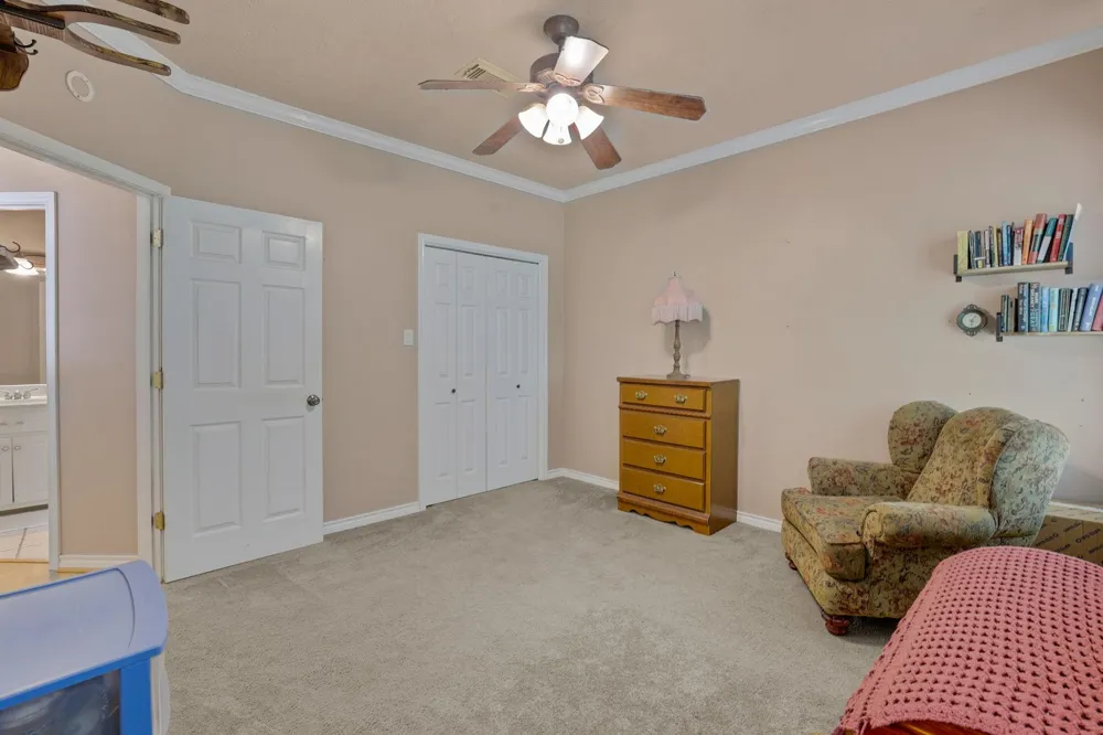 401 Hill Creek Drive Coldspring, TX 77331
