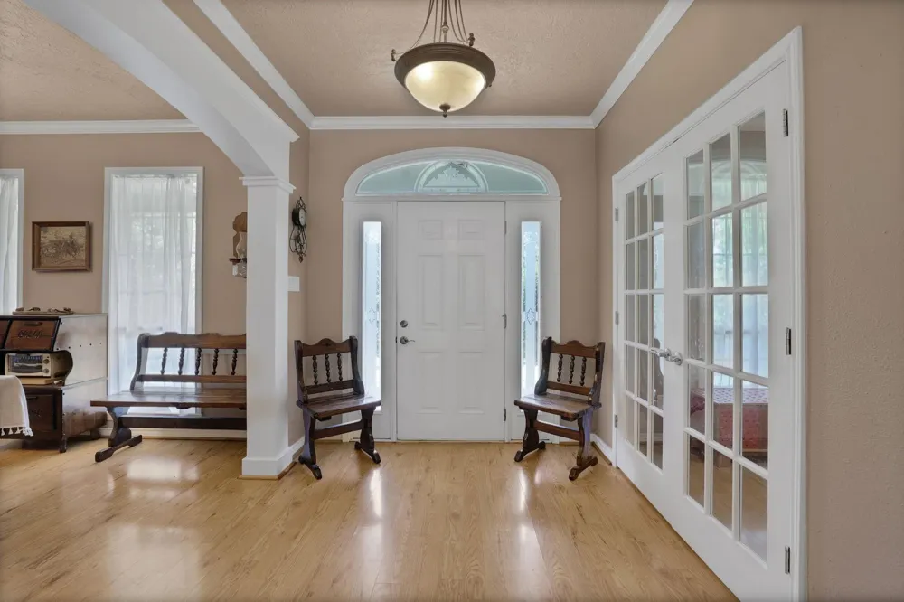 401 Hill Creek Drive Coldspring, TX 77331