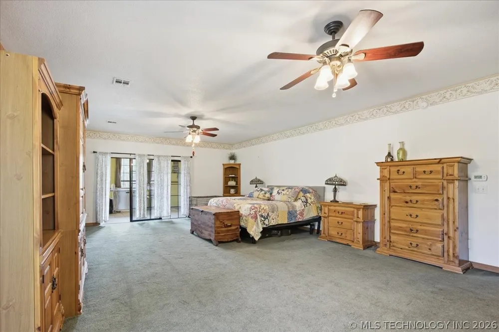28400 W 51st Street Sand Springs, OK 74063