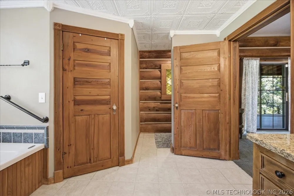 28400 W 51st Street Sand Springs, OK 74063