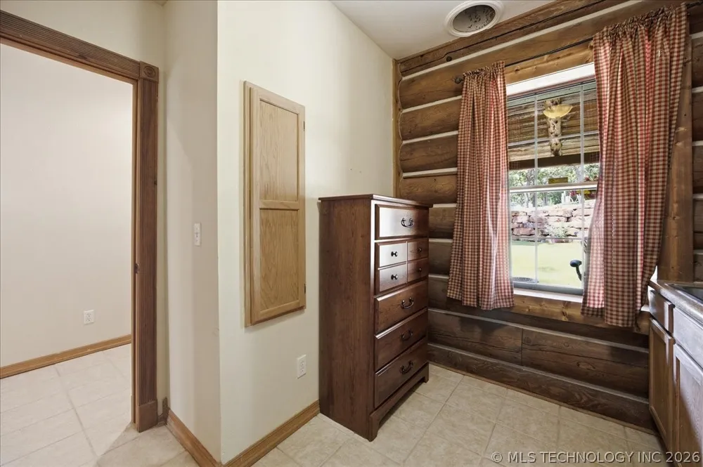 28400 W 51st Street Sand Springs, OK 74063