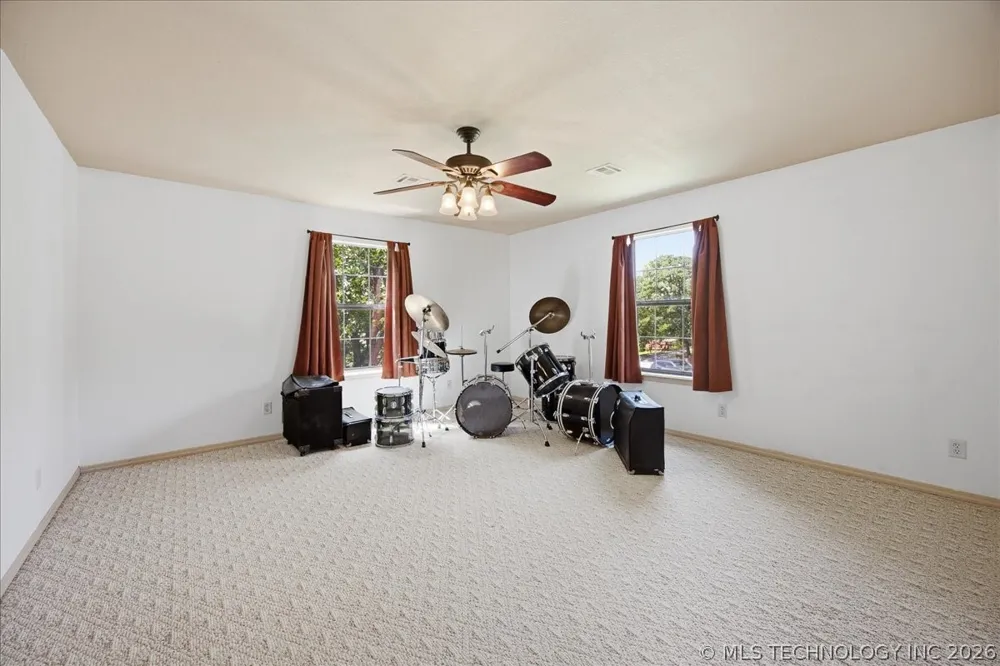28400 W 51st Street Sand Springs, OK 74063