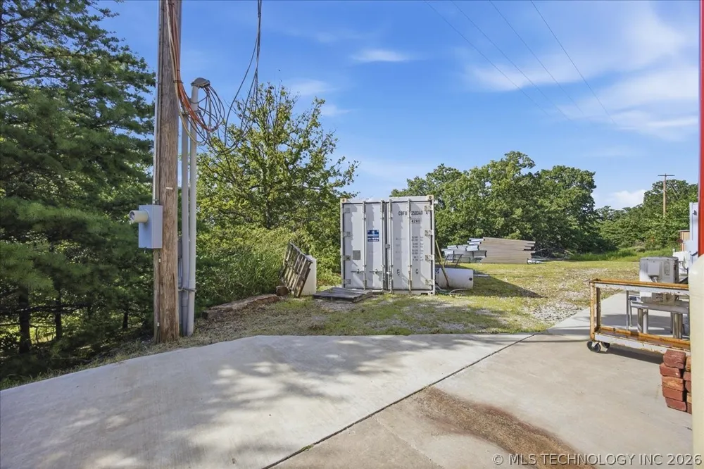 28400 W 51st Street Sand Springs, OK 74063