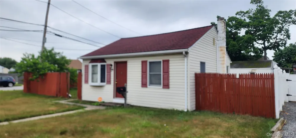 79 Commack Road North Babylon, NY 11703