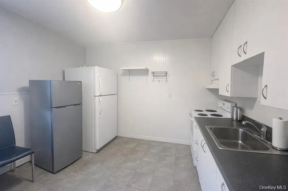 187 Horseblock Road Farmingville, NY 11738