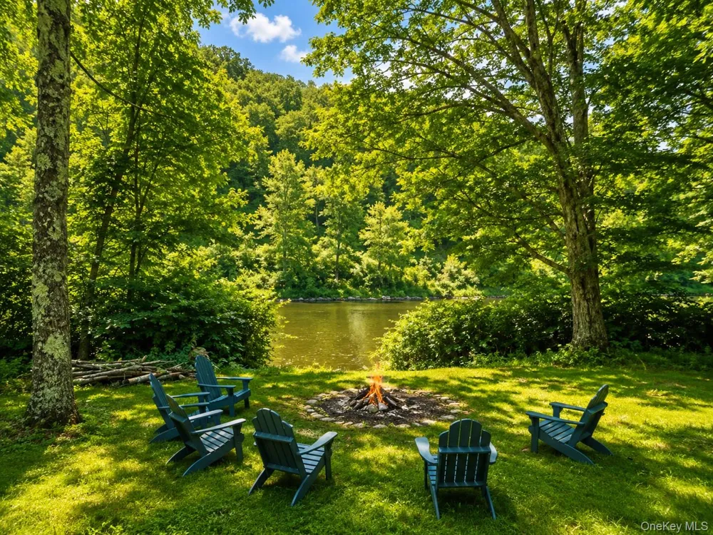284 Mountain Pass East Branch, NY 13756