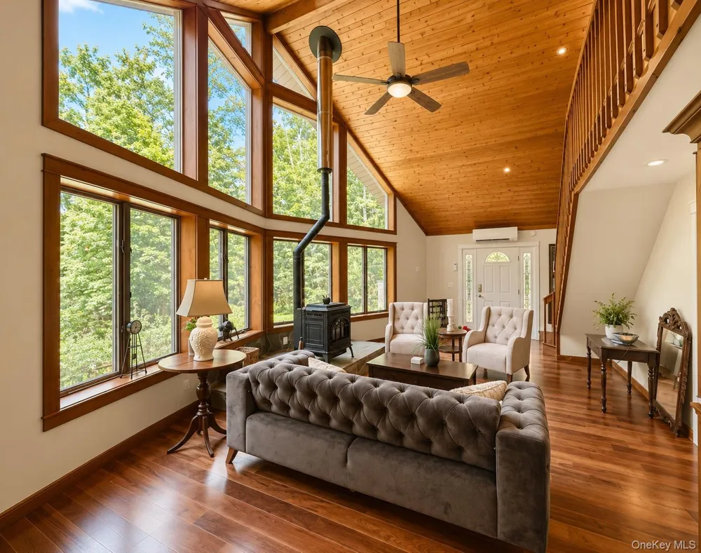284 Mountain Pass East Branch, NY 13756