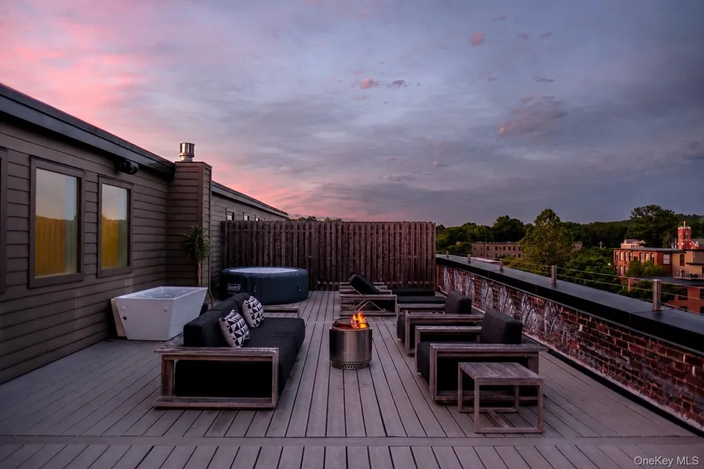 1 E Main Street #402 Beacon, NY 12508