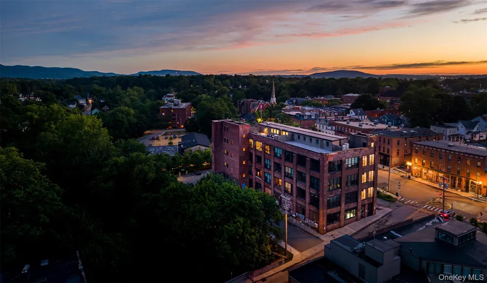 1 E Main Street #402 Beacon, NY 12508