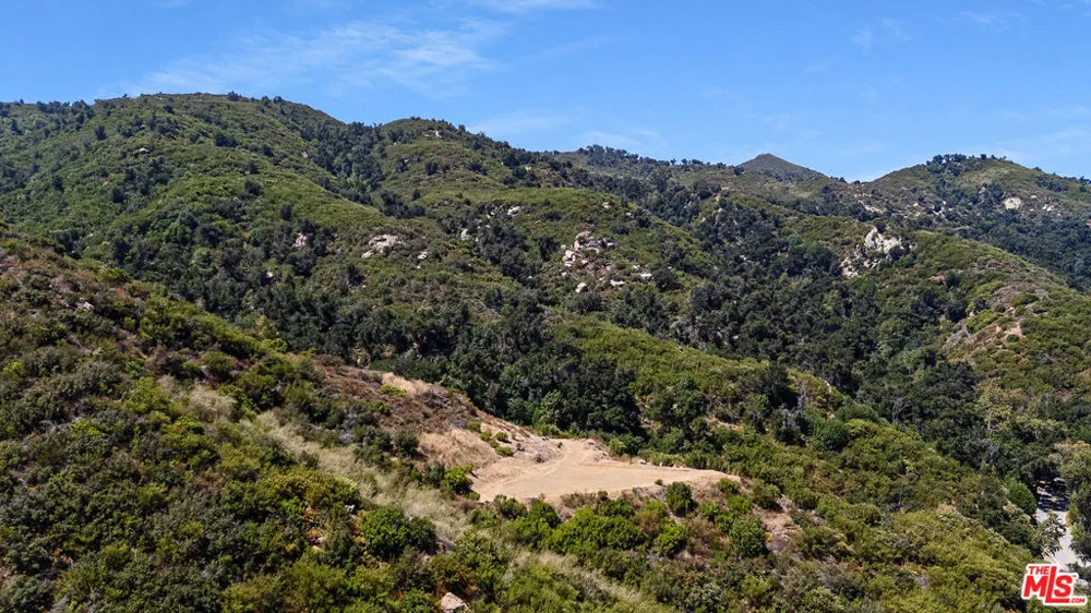 30890 Mulholland Highway Malibu, CA 90265